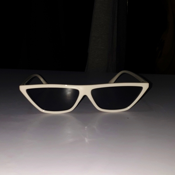 MinkPink White cateye smoke lens sunglasses recall - Picture 5 of 12